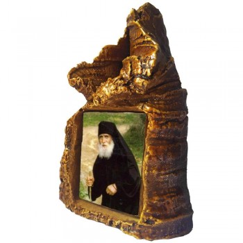 ΑΓΙΟΣ  ΠΑΪΣΙΟΣ  –  Πέτρινη Καρδιά