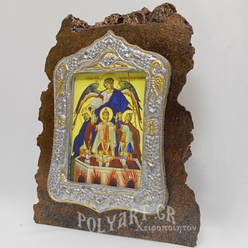 ΤΡΕΙΣ ΠΑΙΔΕΣ ΕΝ ΚΑΜΙΝΩ - Κορνιζόλιθος 