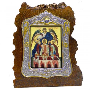 ΤΡΕΙΣ ΠΑΙΔΕΣ ΕΝ ΚΑΜΙΝΩ - Κορνιζόλιθος 