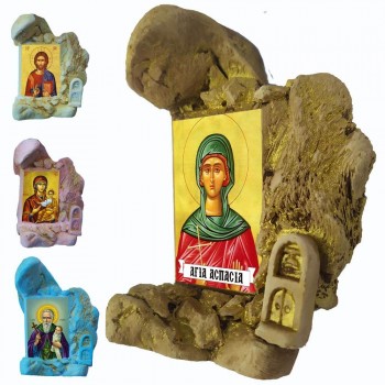 Αγία Ασπασία - Εικονοστάσι Μινιατούρα σε Βραχάκι 